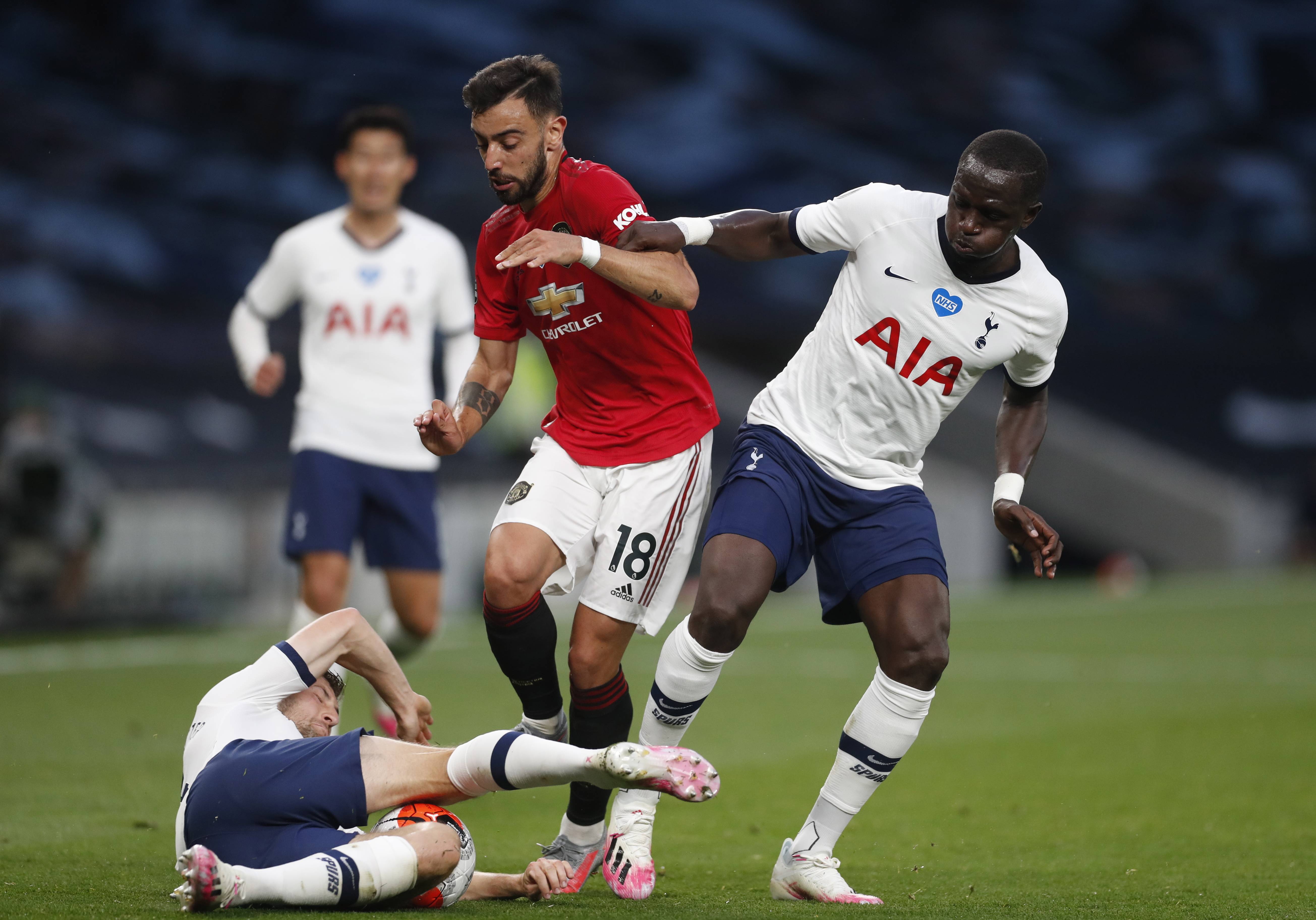 挑射破门 挑射破门